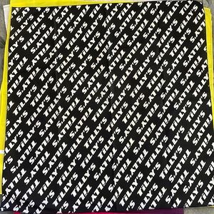 Tillys bandanna